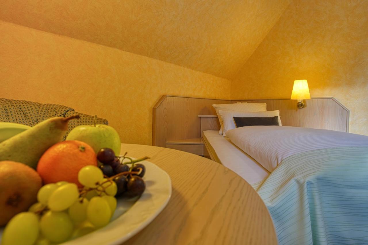 Hotel Kischers Landhaus Hannover Exterior photo