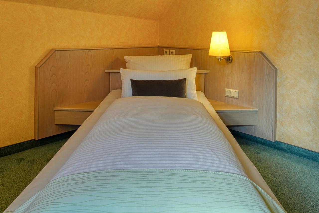 Hotel Kischers Landhaus Hannover Exterior photo